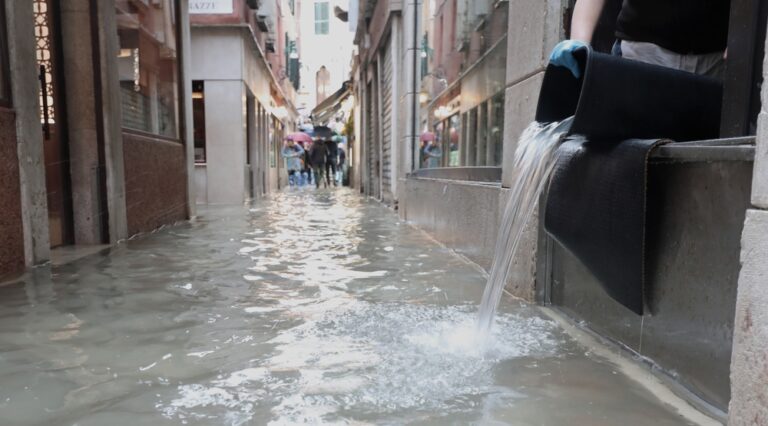 13 Dead, Thousands Displaced, Due to Massive Flooding in Italy